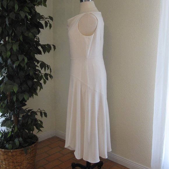 Gal Meets Glam Juliet Cowl Neck Crepe Dress NWT - Picture 4 of 10